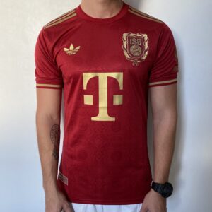 Camisa Bayern Munique Especial 125 Anos Versão Jogador 24/2025 Adidas Vinho