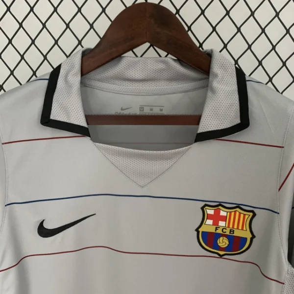 jknvnsdjkvnsjk Camisa Retrô Barcelona Away 2003/2004 Nike - Imagem 2