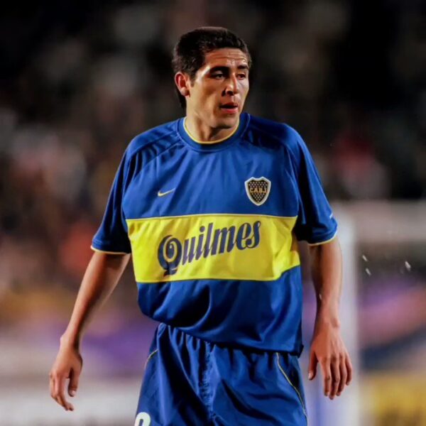 mEJnPO4I_5nWs4u4 Camisa Retrô Boca Juniors Home 2001/2002 Nike Azul Amarela - Imagem 7