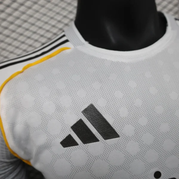 Camisa Real Madrid Home Versão Jogador 2025/2026 Adidas Branca - Imagem 21