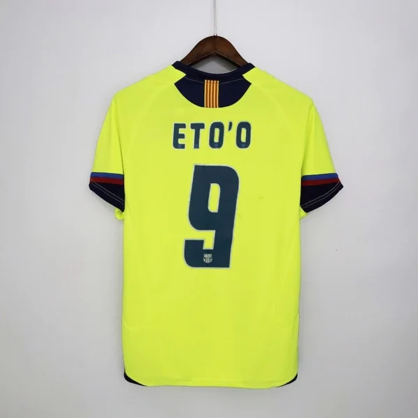 newjkngfoofow Camisa Retrô Barcelona Away 2005/2006 Nike Total 90 - Imagem 9