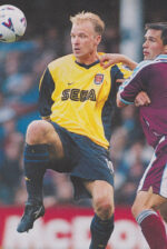 Camisa Retrô Arsenal Away 1999/2000 Nike Amarela - Imagem 8