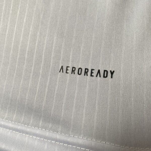 2025-04-28 16.14.26 Camisa Retrô Clássica Alemanha Especial 125 Anos Branca 2025 Adidas - Imagem 9