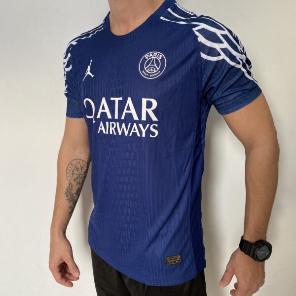Camisa Paris Saint-Germain - PSG 4Th Versão Jogador 24/2025 Azul Jordan - Imagem 8
