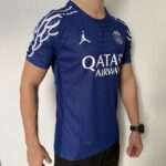 Camisa Paris Saint-Germain - PSG 4Th Versão Jogador 24/2025 Azul Jordan - Imagem 9