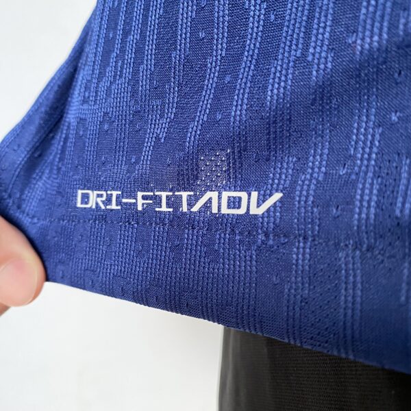 Camisa Paris Saint-Germain - PSG 4Th Versão Jogador 24/2025 Azul Jordan - Imagem 10