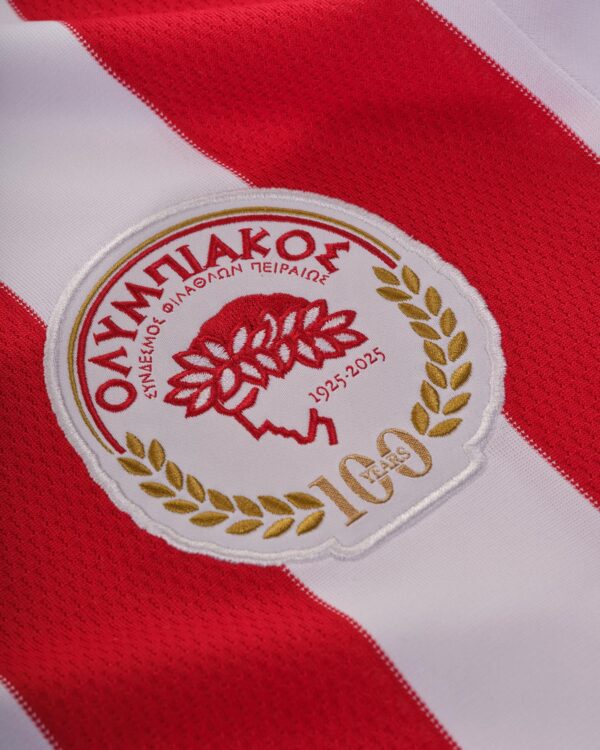 Olympiacos-lanca-camisa-de-100-anos-4 Camisa Olympiacos Home Especial 100 anos Versão Torcedor 2025/2026 Adidas - Imagem 4