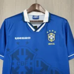 Camisa Retrô Clássica Seleção Brasileira Brasil – Versão Torcedor Umbro – Azul – 1994 - Imagem 2