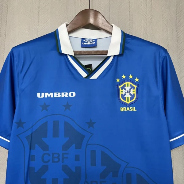 gefsb rgefewysd Camisa Retrô Clássica Seleção Brasileira Brasil – Versão Torcedor Umbro – Azul – 1994 - Imagem 2