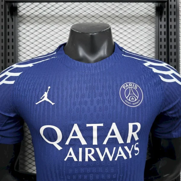 Camisa Paris Saint-Germain - PSG 4Th Versão Jogador 24/2025 Azul Jordan - Imagem 13