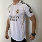 Camisa Real Madrid Home Versão Jogador 2025/2026 Adidas Branca - Imagem 10