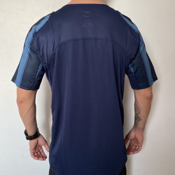 2025-09-16 16.33.04 Camisa Retrô Inter de Milão Third 2004/2005 Nike Total 90 - Imagem 2