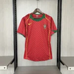 Camisa Rêtro Clássica Seleção Portugal Home Versão Torcedor 2004 Nike Total 90