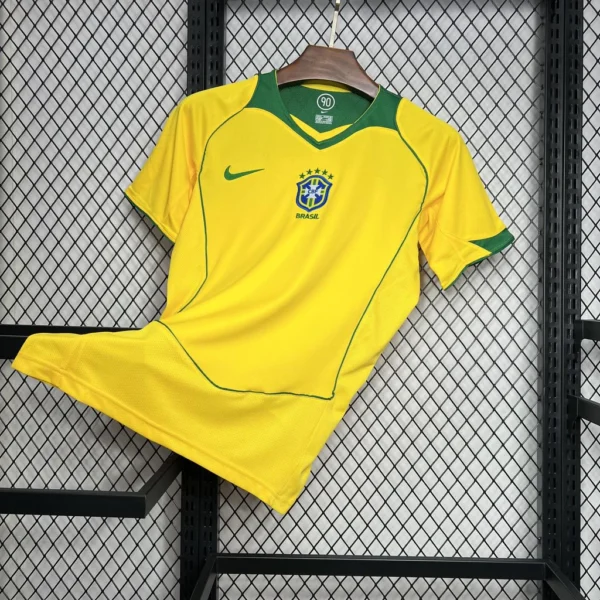 Camisa Retrô Clássica Seleção Brasileira Brasil – Nike – Amarela – 2004 – Total 90 - Imagem 2