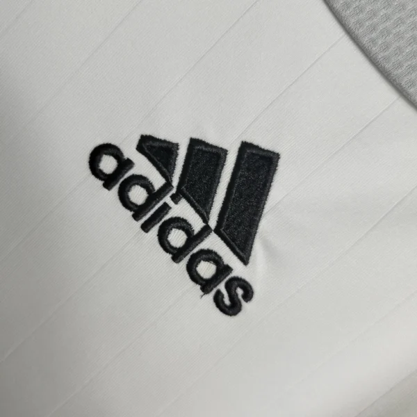 audy vkfblnelçmi~f, Camisa Retrô Real Madrid Home 2006/2007 Adidas Branca - Imagem 4