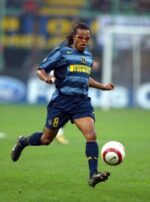 Camisa Retrô Inter de Milão Third 2004/2005 Nike Total 90 - Imagem 10