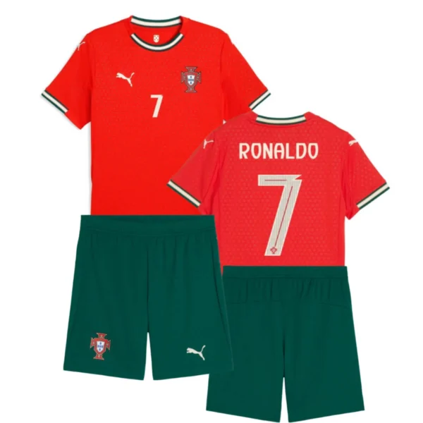 kvnkv Kit Conjunto Infantil Crianças Camisa e Calção Portugal Home Infantil 25/2026 Puma - Imagem 2