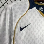 Camisa Rêtro Clássica Seleção Portugal Away Versão Torcedor 2004 Nike Total 90 - Imagem 2