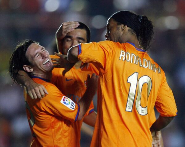 ronaldinho-barcelona-2006-2007-away-jersey-shirt-camiseta-xl-sku-146982-730918_1024x1024 Camisa Retrô Barcelona Away 2006/2007 Nike - Imagem 10