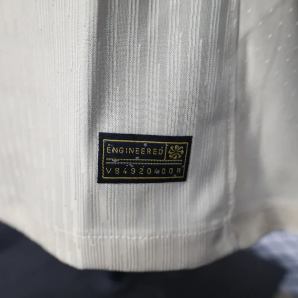 Camisa Barcelona Away Versão Jogador 2025/2026 - Nike Edição Kobe Briant - Bege - Imagem 8