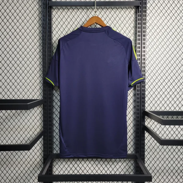5a2f057e1-7e05adb8b6e028087c16800314199366-1024-1024 Camisa Retrô Real Madrid Away 2012/2013 Adidas - Imagem 5