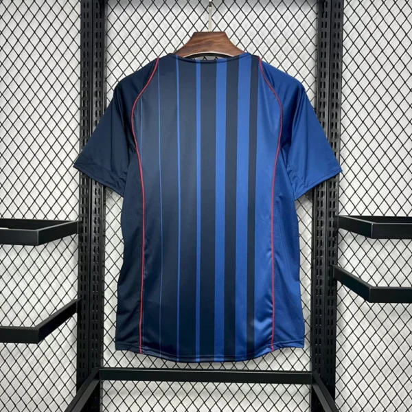 Camisa Retrô Barcelona Away 2004/2005 - Nike - Total 90 - Azul Degradê - Imagem 5