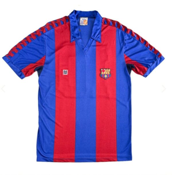 933c50f8d7a90fb3d464d855e4508ea7 Camisa Retrô Barcelona Home 1983/84 - Maradona 10 - Imagem 1