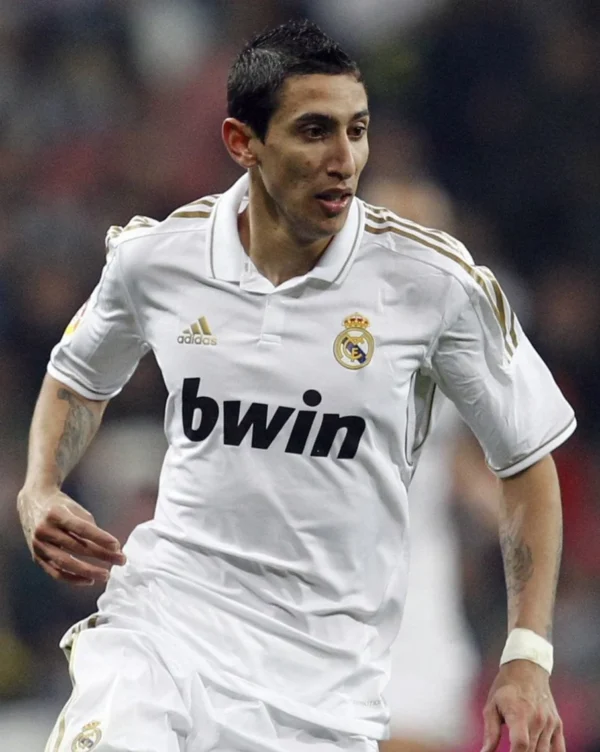 FMMLGrsWQAM2NGL_906x Camisa Retrô Real Madrid Home 2011/2012 Adidas Branca - Imagem 10