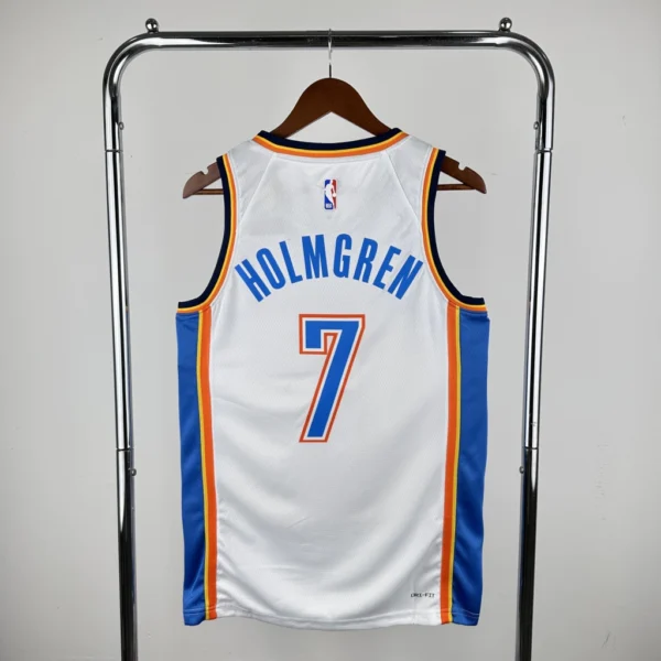 d9b093b2-88c13f87f66731ae0617244401954611-1024-1024 Camiseta Regata Basquete NBA OKC Oklahoma Thunder Association Edition 2025 Branca Nike - Imagem 13