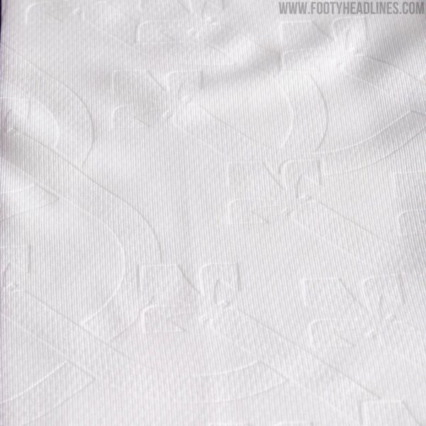 fiorentina-25-26-home-kit (12) Camisa Fiorentina Home Versão Jogador 25/2026 Kappa Roxa - Imagem 9