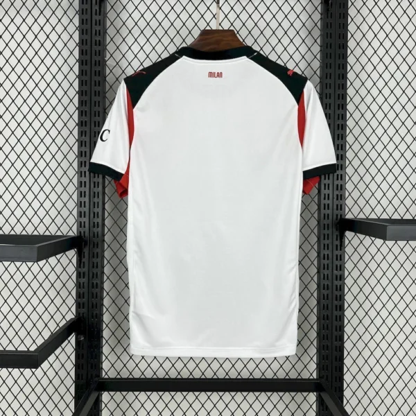 img_1876-2193ea94883219634217476888933037-1024-1024 Camisa Milan Away Versão Torcedor 2025/26 Puma Branca - Imagem 5