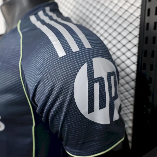 rn-image_picker_lib_temp_9ff9181f-66c8-4000-80d8-586399d0656d_800x Camisa Real Madrid Away Versão Jogador 2025/2026 Adidas - Imagem 4