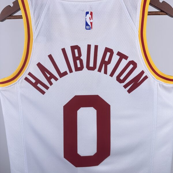 0e9d746f Camiseta Regata NBA Indiana Pacers Nike Classic Edition Swingman 0 Tyrese Haliburton Branca 2020 Nike - Imagem 6