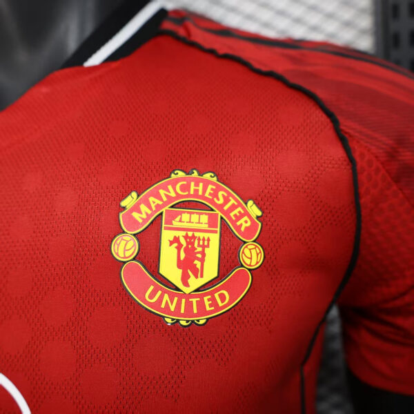 Camisa Manchester United Home Versão Jogador 25/2026 Adidas - Imagem 4