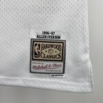 Camiseta Regata Basquete NBA Philadelphia 76ers Sixers 3 Allen Iverson Mitchell & Ness 1996/97 - Imagem 3