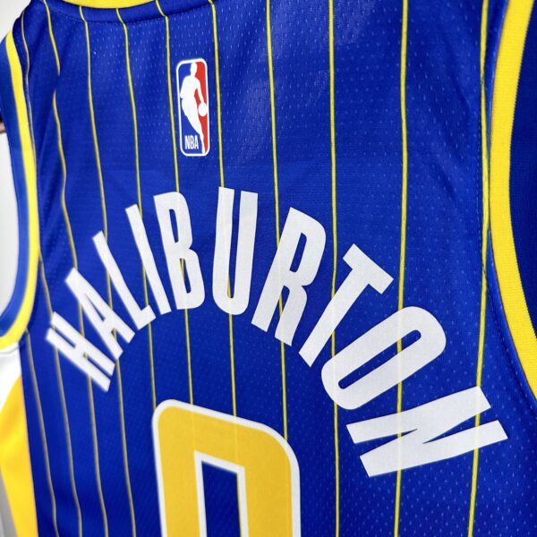9acb50d7 Camiseta Regata NBA Indiana Pacers Nike City Edition Swingman 0 Tyrese Haliburton Azul 2021 Nike - Imagem 9