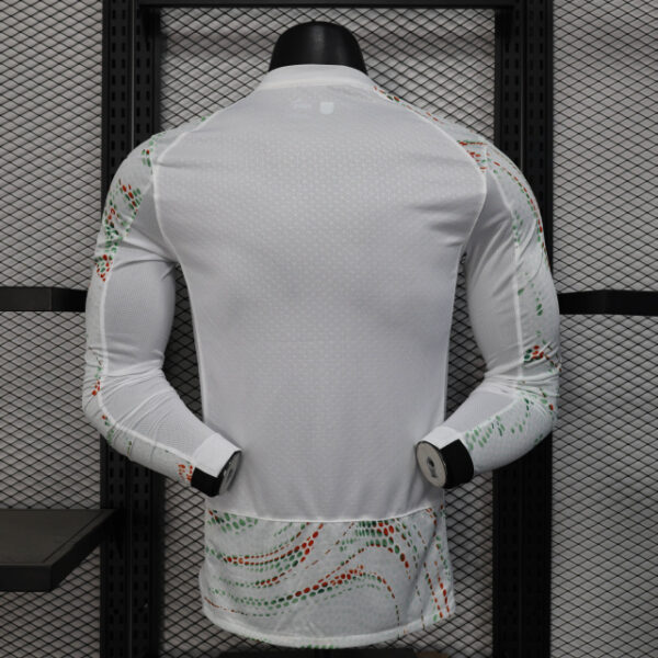 Camisa Seleção Portugal Away Versão Jogador Manga Longa 2025 Puma Branca - Imagem 6