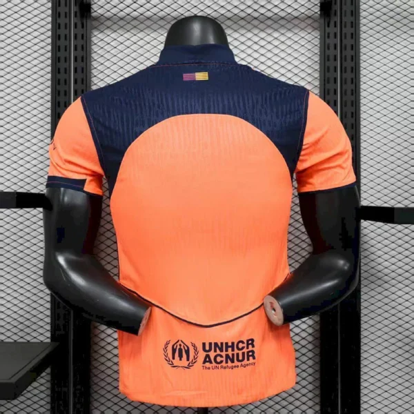 2025080308220598-bb6da05516b8c7299317542453589902-1024-1024 Camisa Barcelona Third Versão Jogador 2025/2026 - Nike - Edição Total 90 - Laranja - Imagem 5