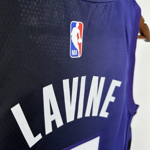 Camiseta Regata Basquete NBA Sacramento Kings 8 Lavine Statement Edition 2025 Roxa Jordan - Imagem 9