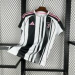 Camisa Juventus Home Versão Torcedor 2025/26 Adidas