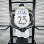 Camiseta Regata Basquete NBA Chicago Bulls 23 Jordan City Edition 2025 Branco Nike - Imagem 11