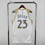 Camiseta Regata Basquete NBA Chicago Bulls 23 Jordan City Edition 2025 Branco Nike - Imagem 13