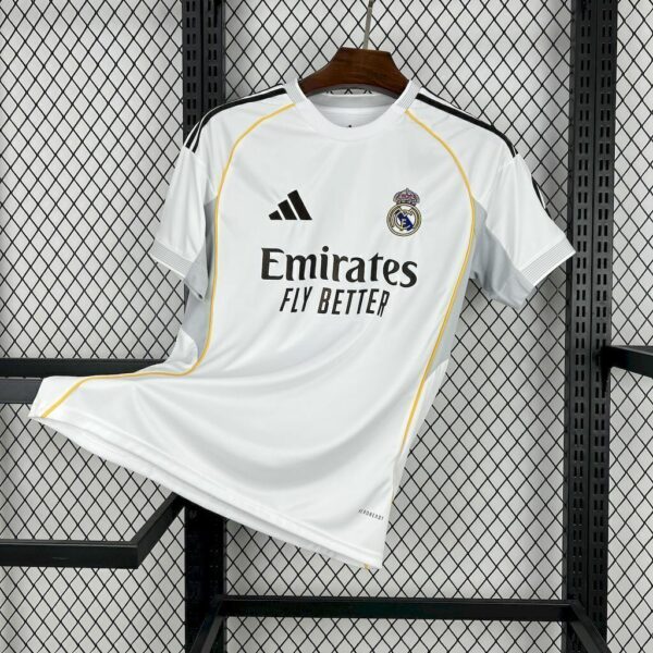 camisa-real-madrid-2526-i-home-torcedor-1-669cf64534847a7f0317499258213358-1024-1024 Camisa Real Madrid Home Versão Torcedor 2025/2026 Adidas Branca - Imagem 2