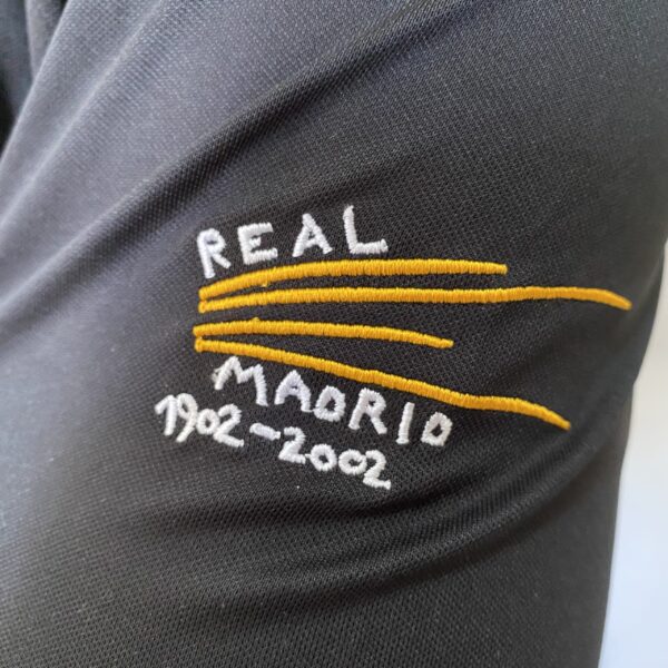 2025-08-18 16.34.27 Camisa Retrô Real Madrid Away Ronaldo 11 - 2002/2003 Adidas Preta - Imagem 10