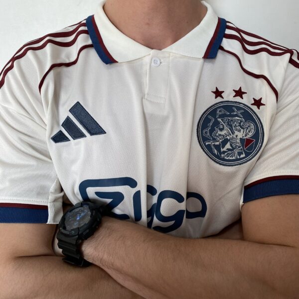 2025-09-16 16.40.15 Camisa Ajax Third Versão Torcedor 25/2026 Adidas - Imagem 2