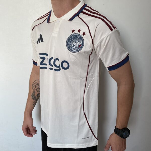 2025-09-16 16.40.58 Camisa Ajax Third Versão Torcedor 25/2026 Adidas - Imagem 3