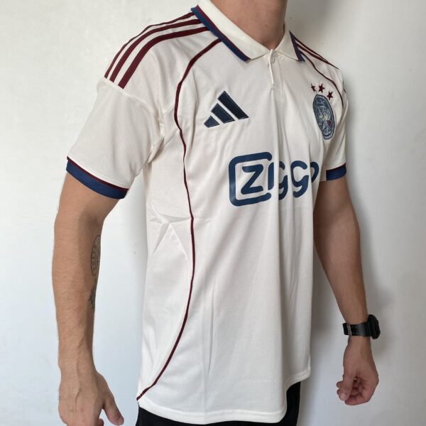 2025-09-16 16.41.22 Camisa Ajax Third Versão Torcedor 25/2026 Adidas - Imagem 4