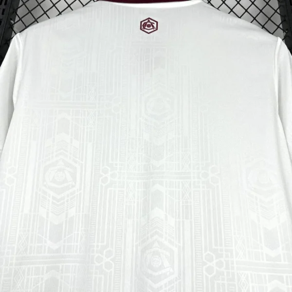 2025082316302127-013270b0345bf450a417561451524769-1024-1024 Camisa Arsenal Third Versão Torcedor 25/2026 Branca Adidas - Imagem 15