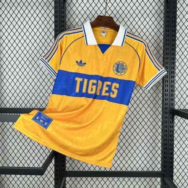 202508231656028-a9fcbc47736834900d17561306903618-1024-1024 Camisa Tigres UANL - Versão Torcedor 25/2026 Adidas Amarelo - Imagem 1