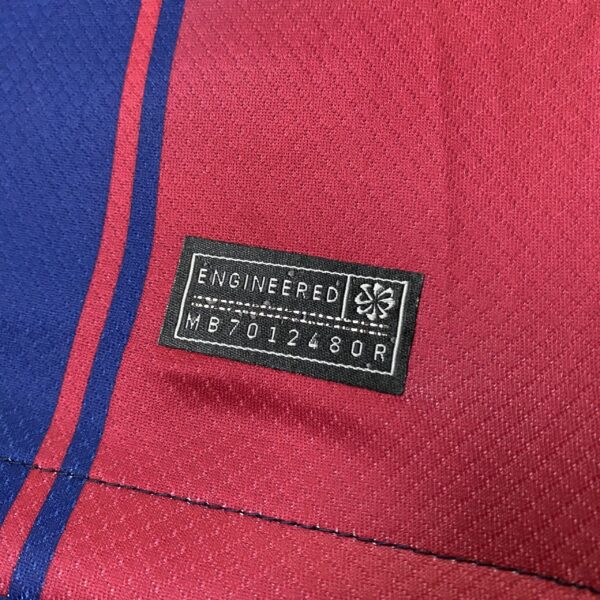 Camisa Barcelona Home Versão Torcedor 2025/2026 - Nike - Azul Grená - Imagem 10